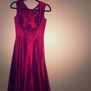Retro 50’s red dress